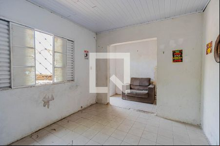 Sala  de casa à venda com 3 quartos, 150m² em Vila Nova, Porto Alegre