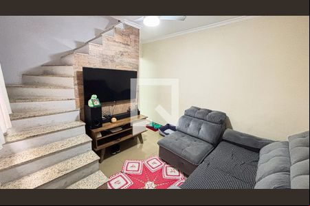 Sala  de casa de condomínio à venda com 2 quartos, 90m² em Vila Humaita, Santo André