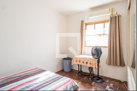 Quarto 1 de casa à venda com 6 quartos, 600m² em São José, Porto Alegre