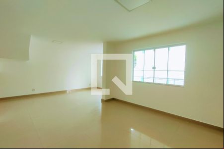1º Pav - Sala de casa de condomínio à venda com 3 quartos, 92m² em Pechincha, Rio de Janeiro