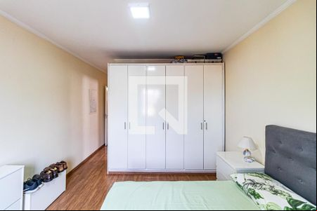 Suite de casa à venda com 3 quartos, 158m² em Jardim Ester Yolanda, São Paulo