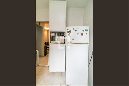 Sala  de apartamento para alugar com 2 quartos, 56m² em Arvoredo, Contagem