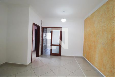 Sala de casa à venda com 3 quartos, 245m² em Jardim Pacaembu, Jundiaí