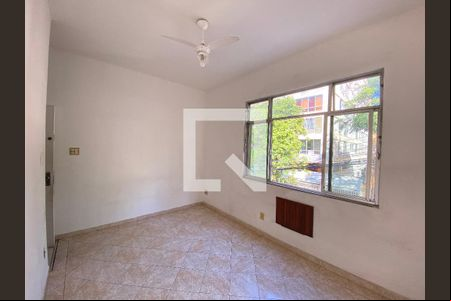 Sala de casa para alugar com 2 quartos, 85m² em Todos Os Santos, Rio de Janeiro