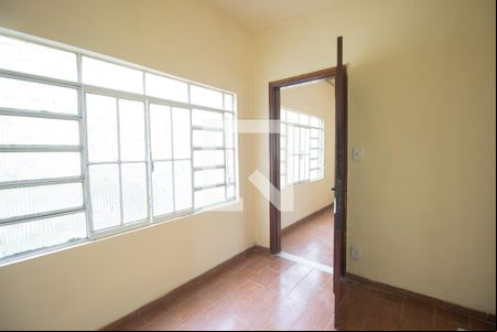 quarto 1 de casa para alugar com 4 quartos, 800m² em Centro, São Gonçalo