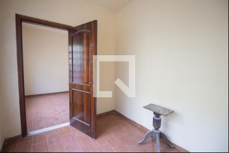 quarto 1 de casa para alugar com 4 quartos, 800m² em Centro, São Gonçalo