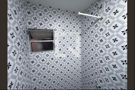 Banheiro de apartamento à venda com 2 quartos, 74m² em Santos Dumont, São Leopoldo