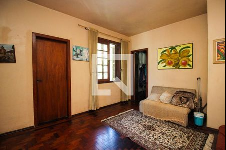 Sala 3 de casa à venda com 5 quartos, 290m² em Medianeira, Porto Alegre