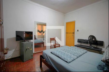 Quarto 1 de casa para alugar com 2 quartos, 400m² em Sagrada Família, Belo Horizonte