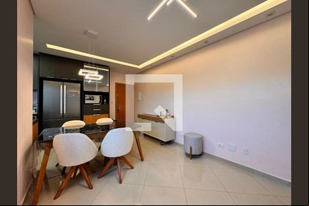 Sala de apartamento à venda com 2 quartos, 110m² em Vila Curuçá, Santo André