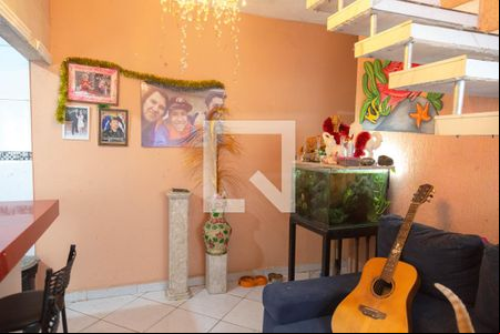 Sala de casa de condomínio à venda com 3 quartos, 119m² em Vila Rosalia, Guarulhos