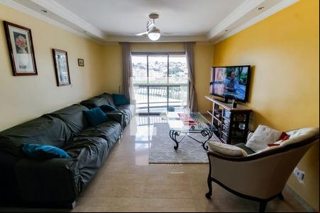 Sala de apartamento para alugar com 3 quartos, 110m² em Chácara Agrindus, Taboão da Serra