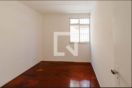 Quarto 1 de apartamento para alugar com 2 quartos, 79m² em Monsenhor Messias, Belo Horizonte