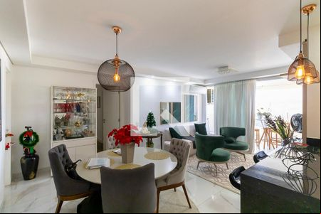 Sala de apartamento à venda com 3 quartos, 96m² em Vila Itapura, Campinas