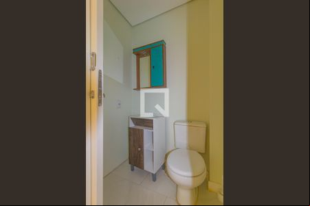 Lavabo de casa de condomínio à venda com 2 quartos, 93m² em Fátima, Canoas