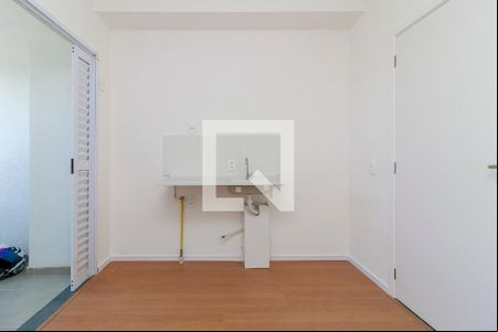 Sala - Cozinha de apartamento para alugar com 2 quartos, 29m² em Vila das Belezas, São Paulo