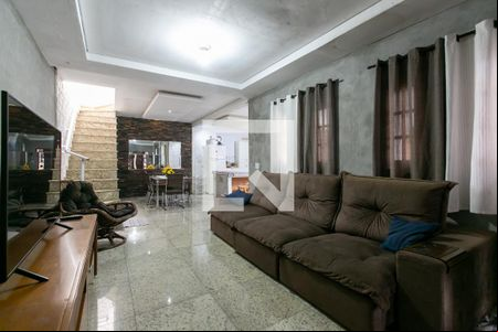 Sala de casa para alugar com 3 quartos, 420m² em Vila Jacuí, São Paulo
