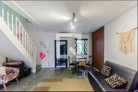 Sala de casa para alugar com 4 quartos, 120m² em Vila Mariana, São Paulo