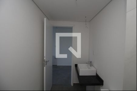 Banheiro de kitnet/studio para alugar com 0 quarto, 31m² em Vila Gomes Cardim, São Paulo