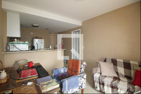 Sala de kitnet/studio à venda com 1 quarto, 50m² em Barra da Tijuca, Rio de Janeiro