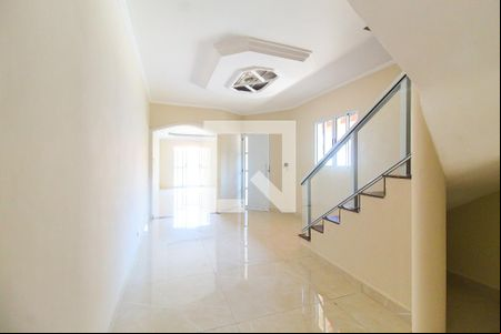 Sala 2 de casa para alugar com 5 quartos, 313m² em Itaquera, São Paulo