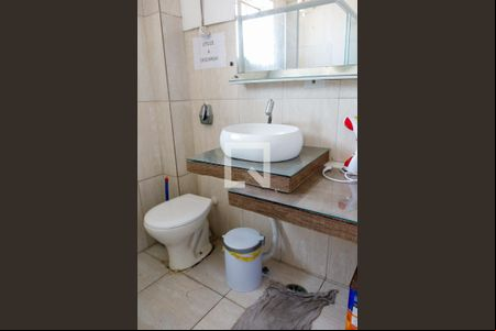Banheiro de apartamento à venda com 3 quartos, 77m² em Centro, Osasco