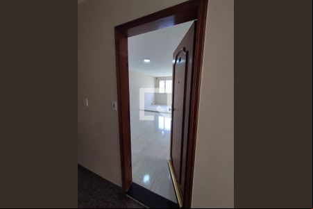 Quarto de apartamento para alugar com 2 quartos, 68m² em Jardim Patente, São Paulo