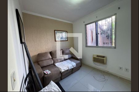 Quarto de apartamento para alugar com 2 quartos, 70m² em Santos Dumont, São Leopoldo