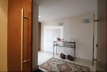 Hall de entrada de apartamento à venda com 3 quartos, 260m² em Jardim, Santo André