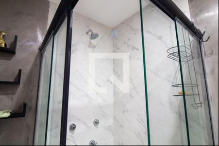 Banheiro de apartamento para alugar com 1 quarto, 26m² em Santo Amaro, São Paulo