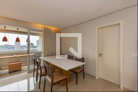 Sala de apartamento para alugar com 3 quartos, 116m² em Vale do Sereno, Nova Lima