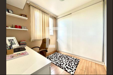 Quarto 1 de apartamento à venda com 2 quartos, 51m² em São João Batista, Belo Horizonte