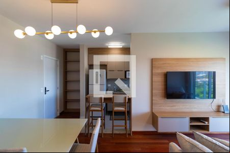 Salas de apartamento para alugar com 2 quartos, 66m² em Taquaral, Campinas