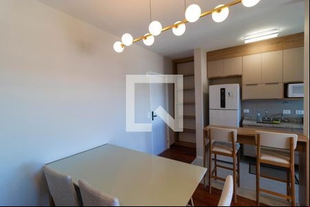 Salas de apartamento para alugar com 2 quartos, 66m² em Taquaral, Campinas