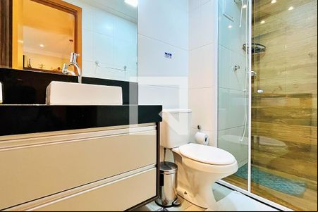 Banheiro de kitnet/studio à venda com 1 quarto, 38m² em Centro, Guarulhos