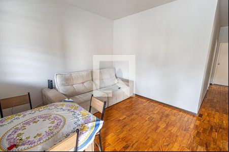Sala de casa à venda com 5 quartos, 360m² em São João Batista, Belo Horizonte