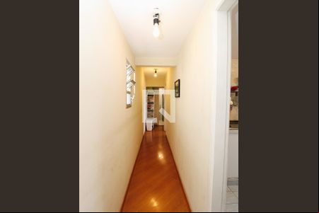 Corredor - Quartos de apartamento à venda com 2 quartos, 61m² em Vila Mazzei, São Paulo