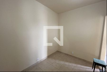 Quarto 1 de casa para alugar com 1 quarto, 50m² em Jardim Carioca, Rio de Janeiro