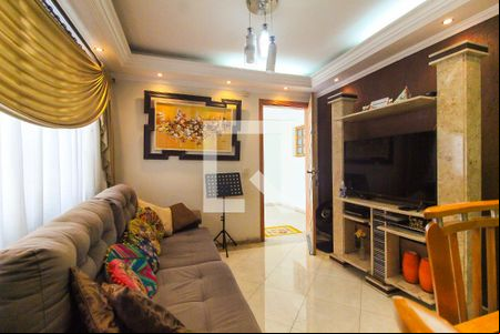 Sala de casa de condomínio à venda com 2 quartos, 100m² em Vila Carmosina, São Paulo