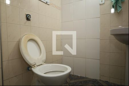 Banheiro de casa à venda com 1 quarto, 200m² em Jardim Santa Maria, São Paulo