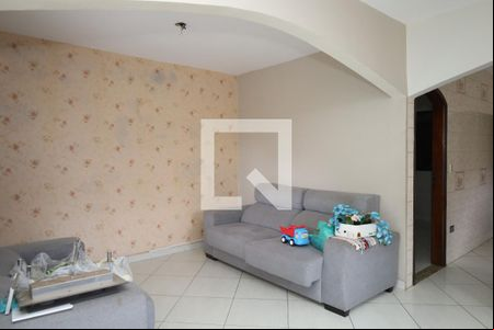 Sala de casa à venda com 3 quartos, 110m² em Jardim Santa Maria, São Paulo
