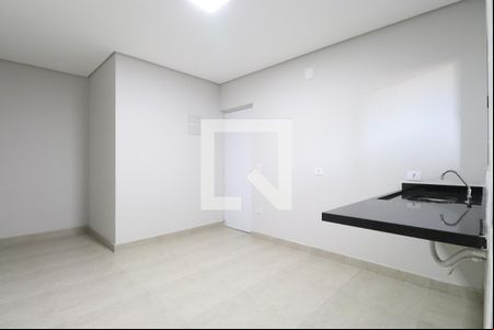 Quarto/Cozinha de kitnet/studio para alugar com 1 quarto, 18m² em Vila Romana, São Paulo