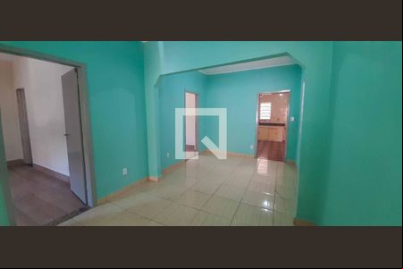 Casa para alugar com 3 quartos, 250m² em Pestana, Osasco