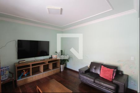 Sala de casa para alugar com 6 quartos, 358m² em São João Batista, Belo Horizonte