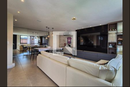 Sala de casa de condomínio para alugar com 3 quartos, 160m² em Vargem Pequena, Rio de Janeiro