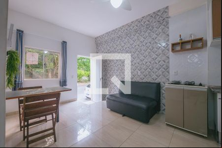 Sala/Cozinha de casa para alugar com 1 quarto, 33m² em Stella Maris, Salvador