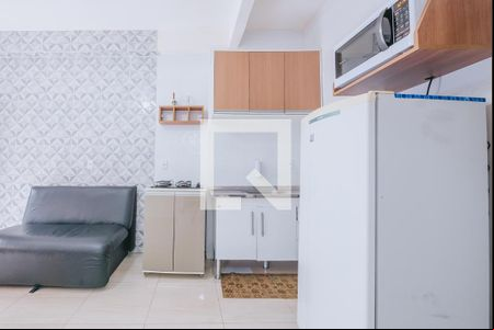 Sala/Cozinha de casa para alugar com 1 quarto, 33m² em Stella Maris, Salvador