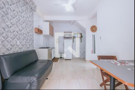 Sala/Cozinha de casa para alugar com 1 quarto, 33m² em Stella Maris, Salvador
