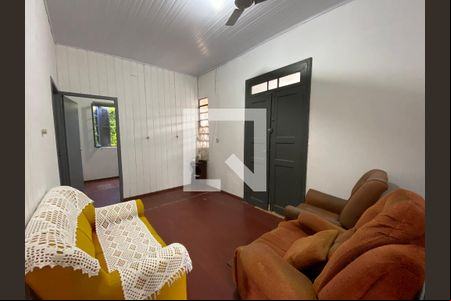 Sala 2 de casa para alugar com 4 quartos, 250m² em Guarani, Novo Hamburgo