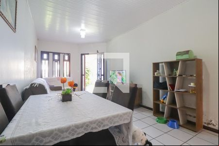 Sala de casa à venda com 3 quartos, 205m² em Feitoria, São Leopoldo
